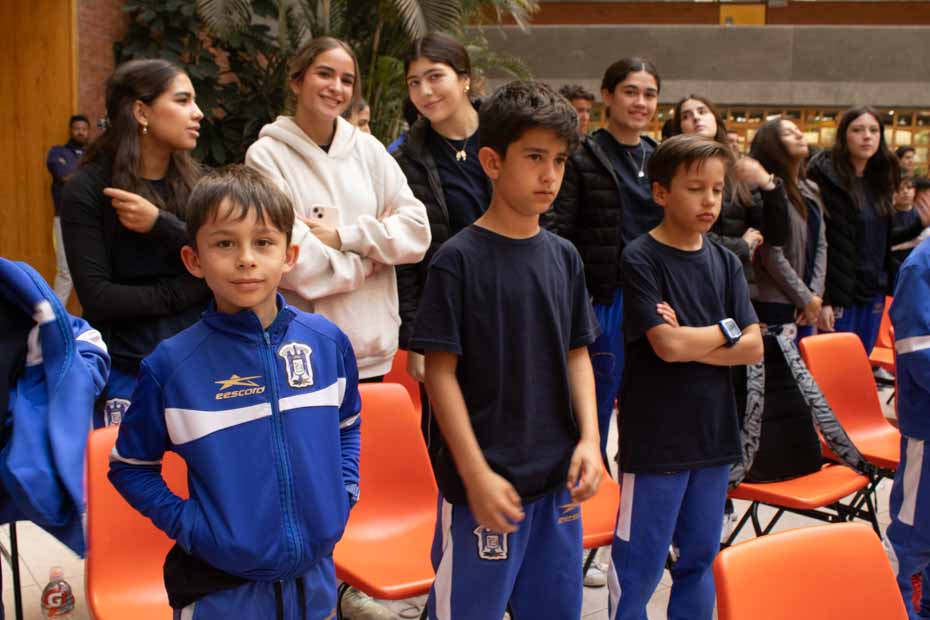 Ir a la Siguiente Foto