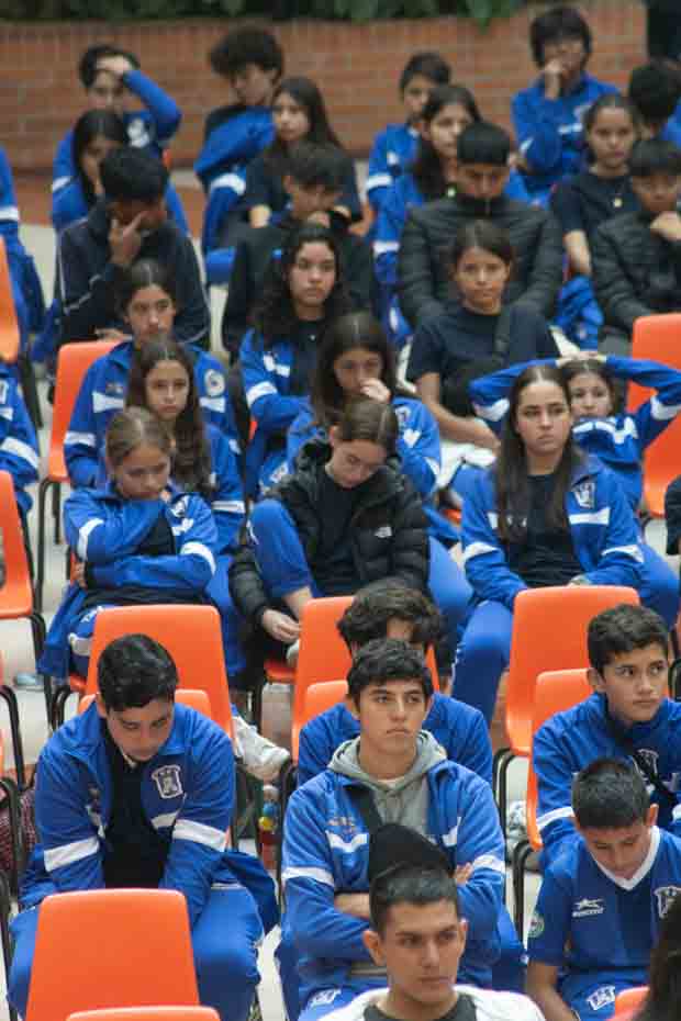 Ir a la Siguiente Foto