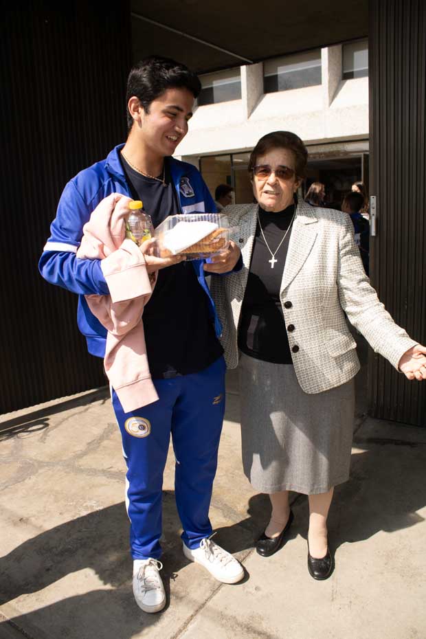 Ir a la Siguiente Foto
