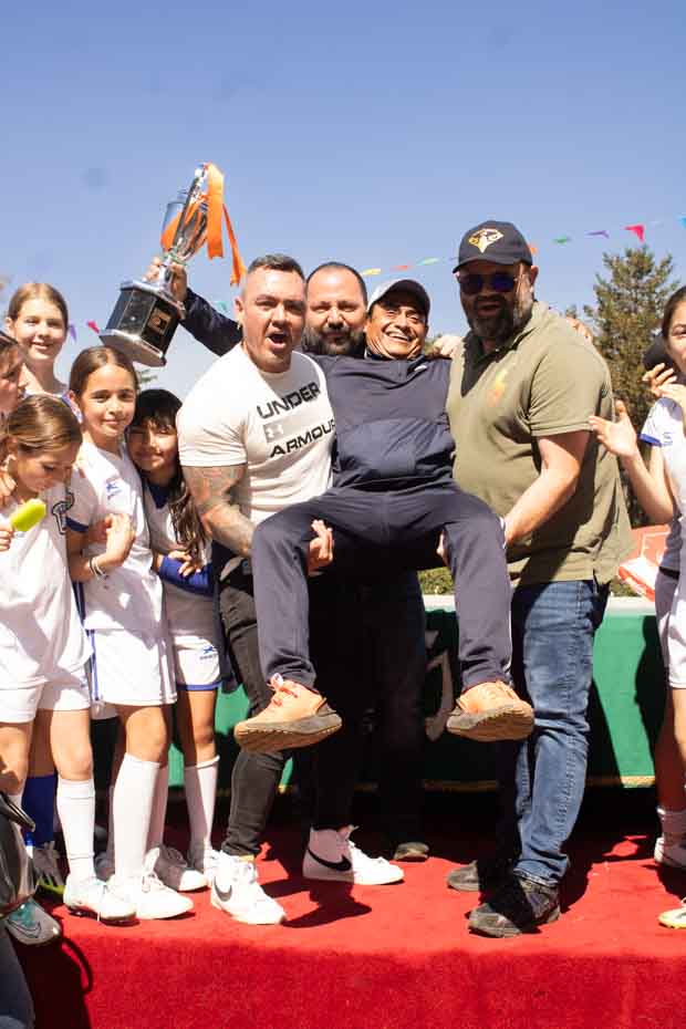 Ir a la Siguiente Foto