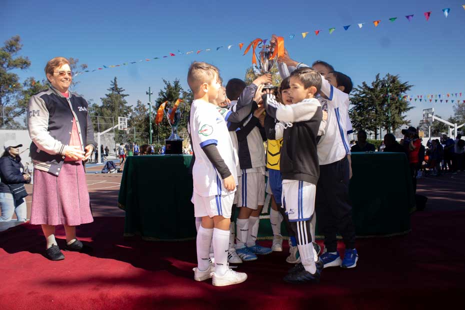 Ir a la Siguiente Foto