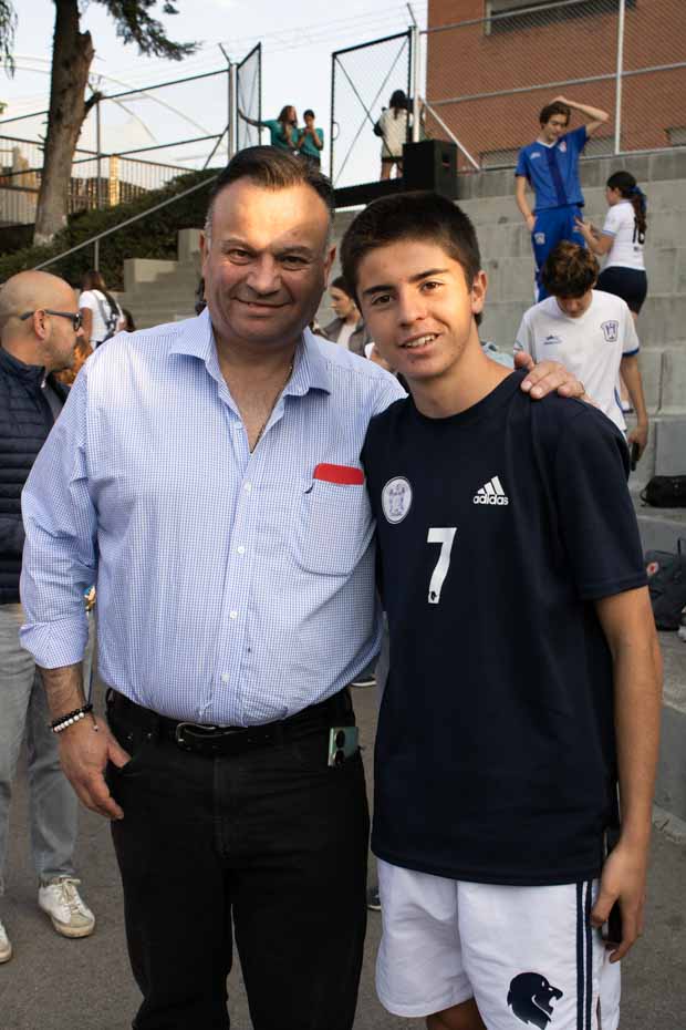 Ir a la Siguiente Foto