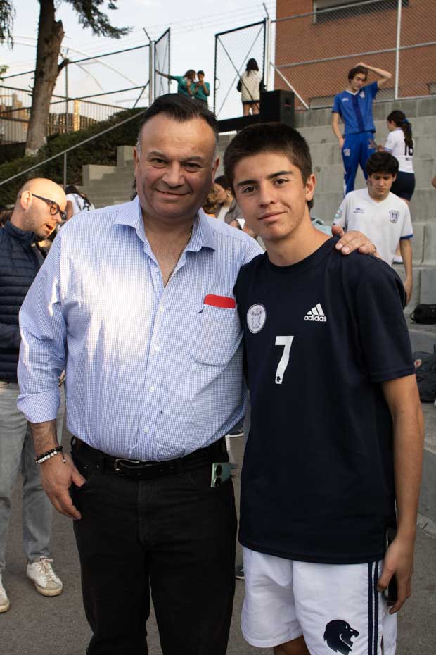 Ir a la Siguiente Foto