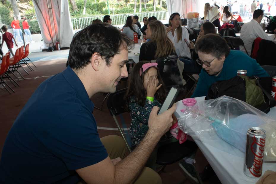 Ir a la Siguiente Foto