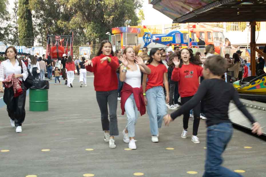 Ir a la Siguiente Foto