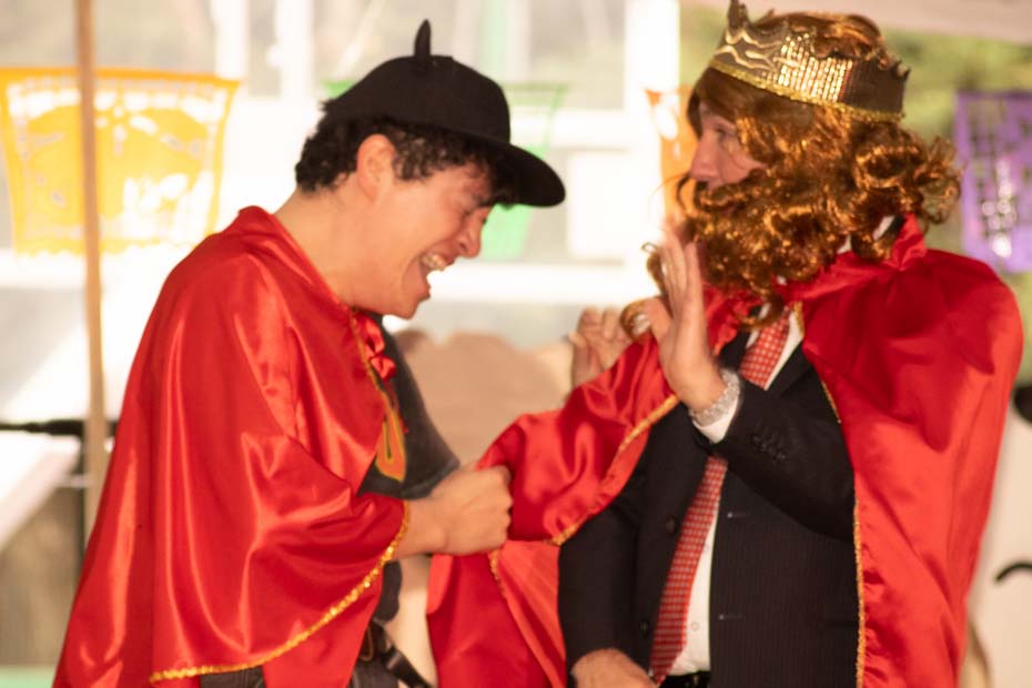 Ir a la Siguiente Foto