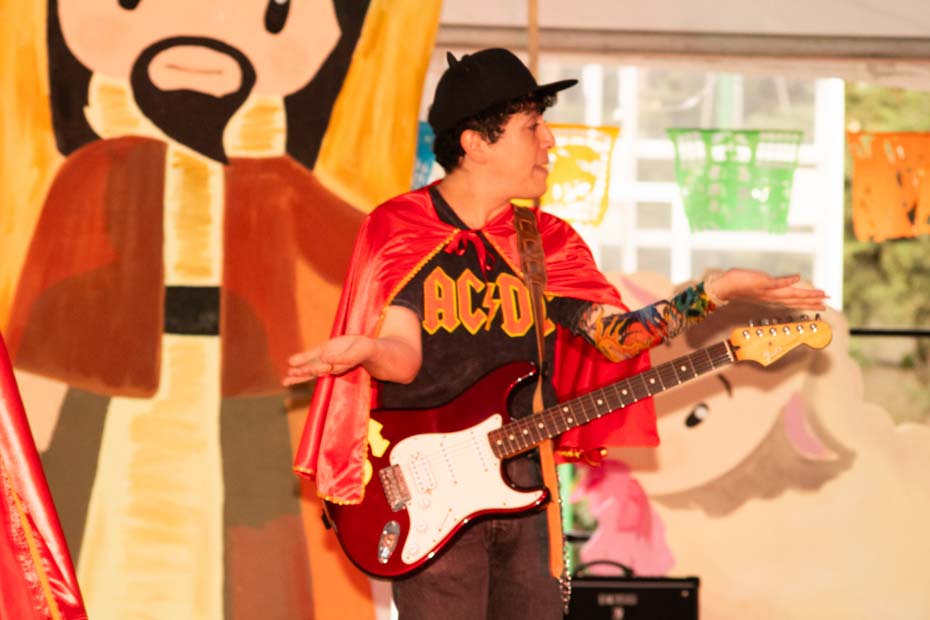 Ir a la Siguiente Foto