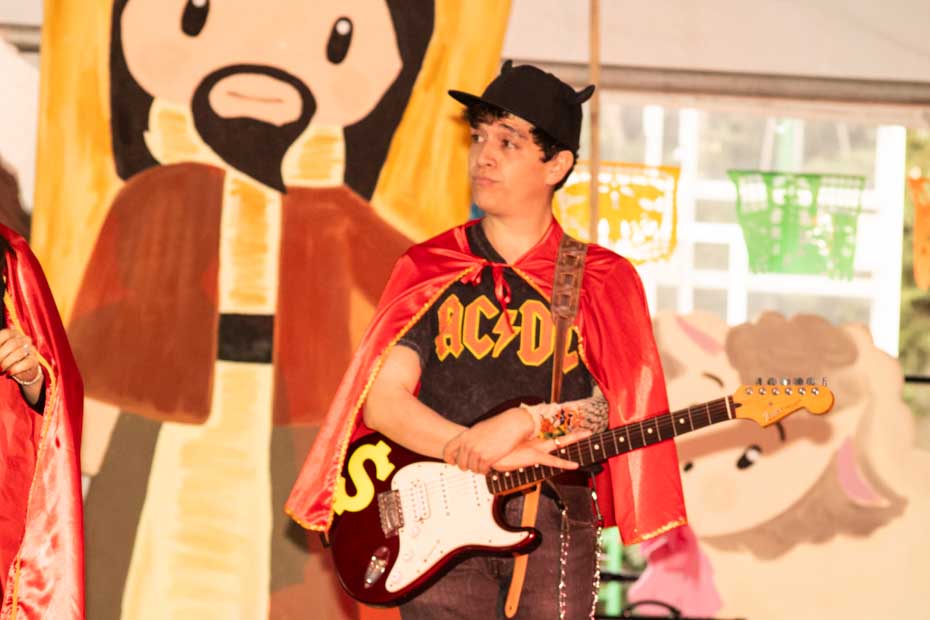 Ir a la Siguiente Foto