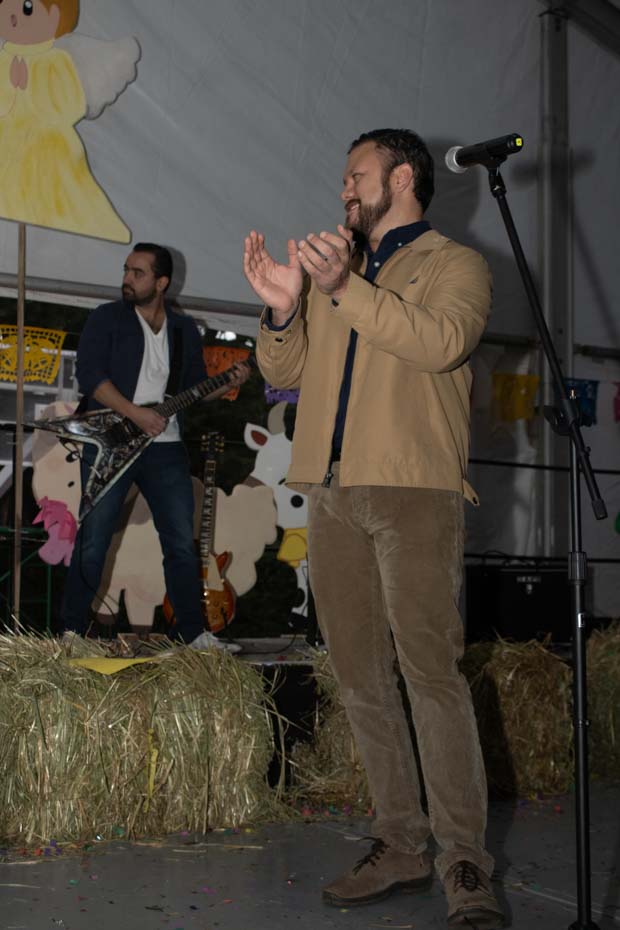 Ir a la Siguiente Foto