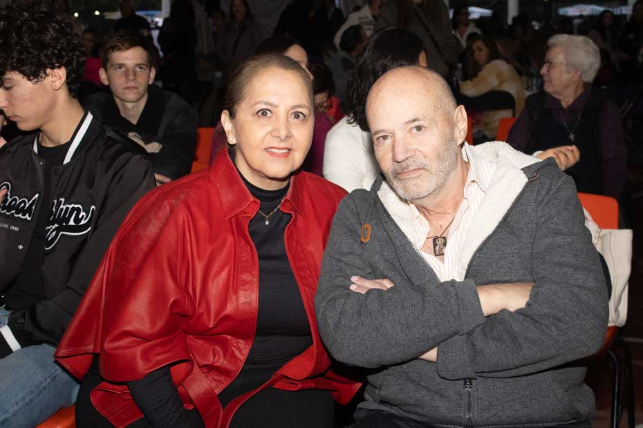 Ir a la Siguiente Foto