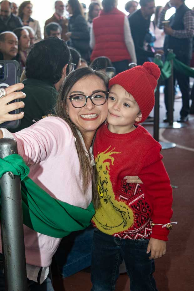 Ir a la Siguiente Foto