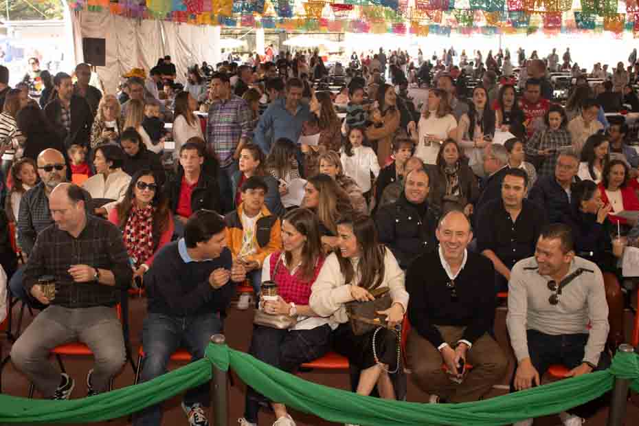 Ir a la Siguiente Foto