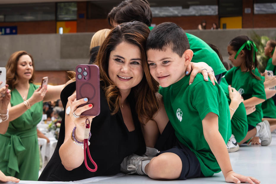 Ir a la Siguiente Foto