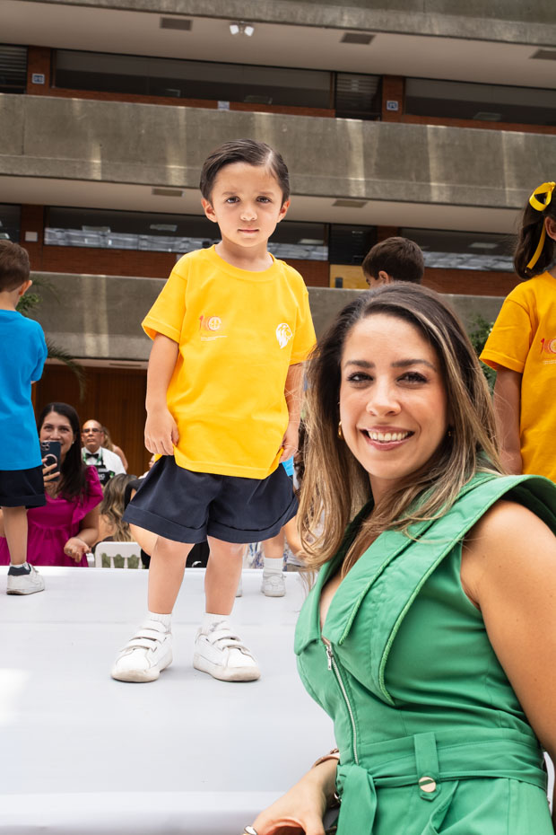 Ir a la Siguiente Foto