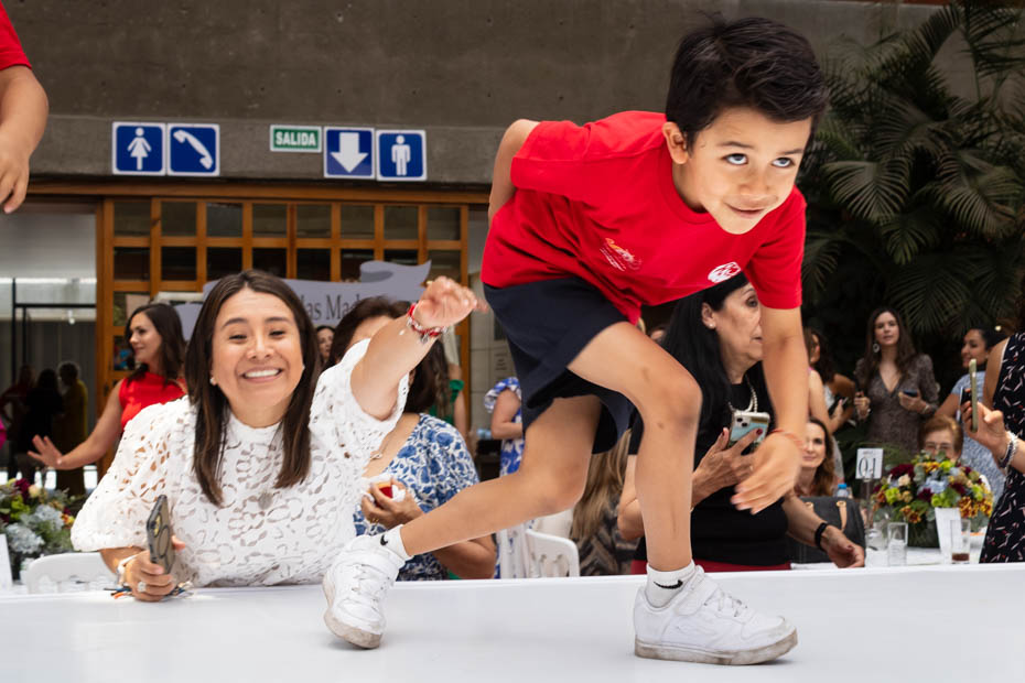 Ir a la Siguiente Foto