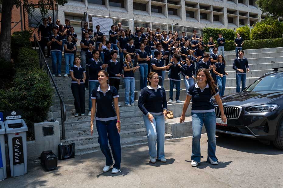 Ir a la Siguiente Foto