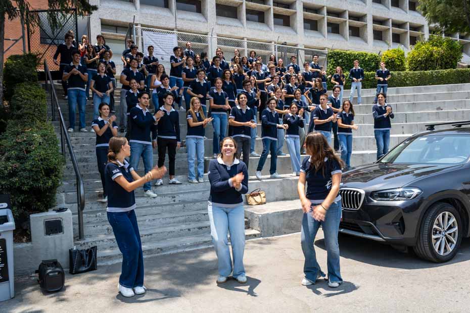 Ir a la Siguiente Foto