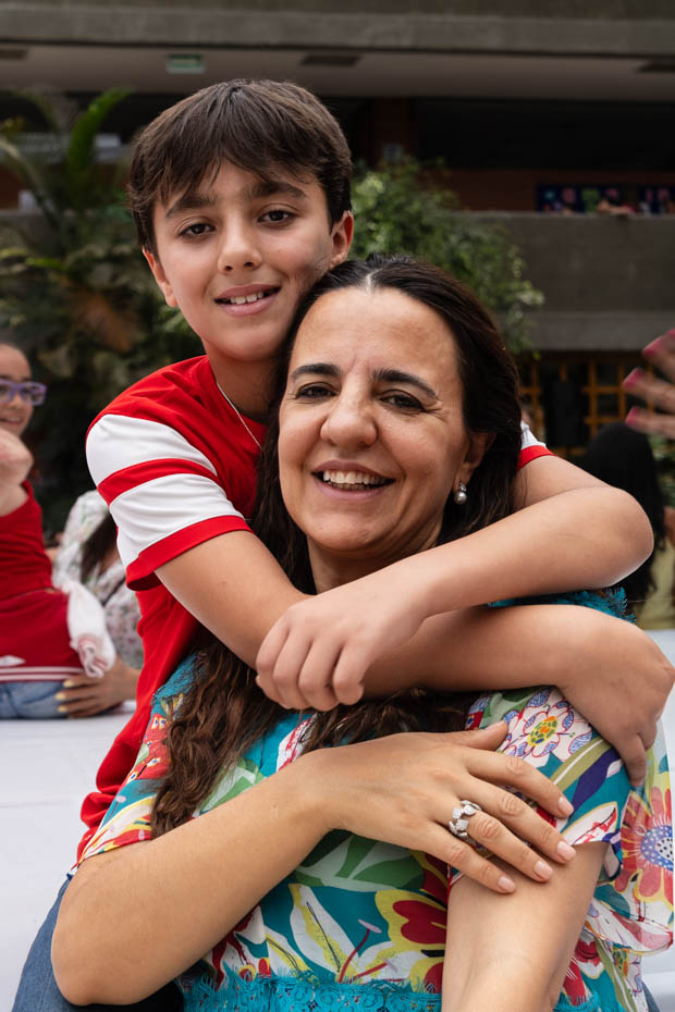 Ir a la Siguiente Foto