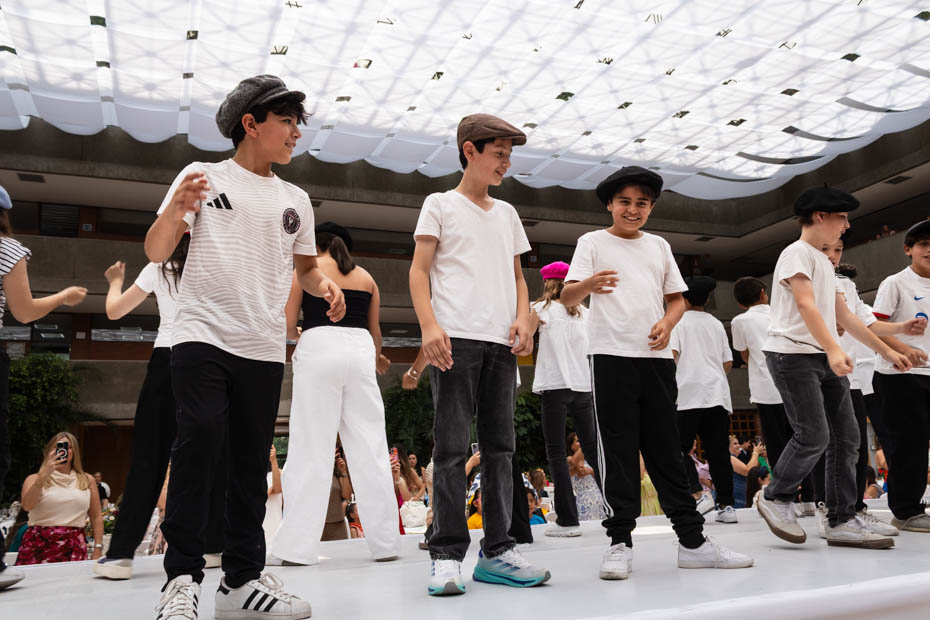 Ir a la Siguiente Foto