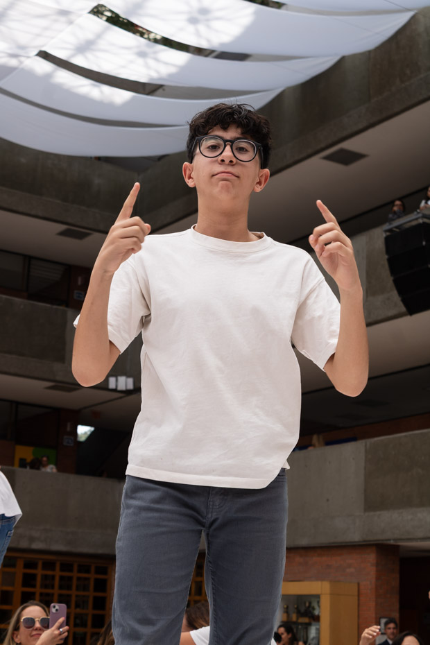 Ir a la Siguiente Foto