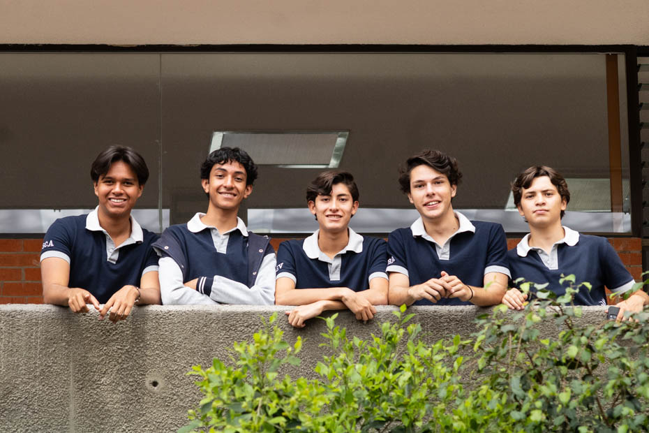 Ir a la Siguiente Foto