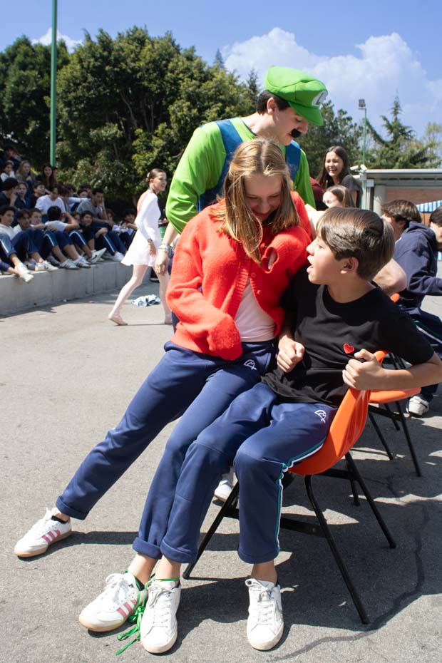 Ir a la Siguiente Foto