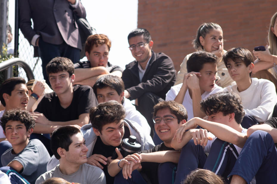 Ir a la Siguiente Foto
