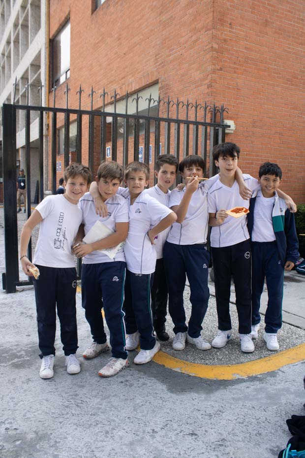 Ir a la Siguiente Foto