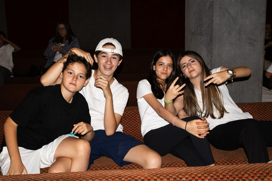 Ir a la Siguiente Foto