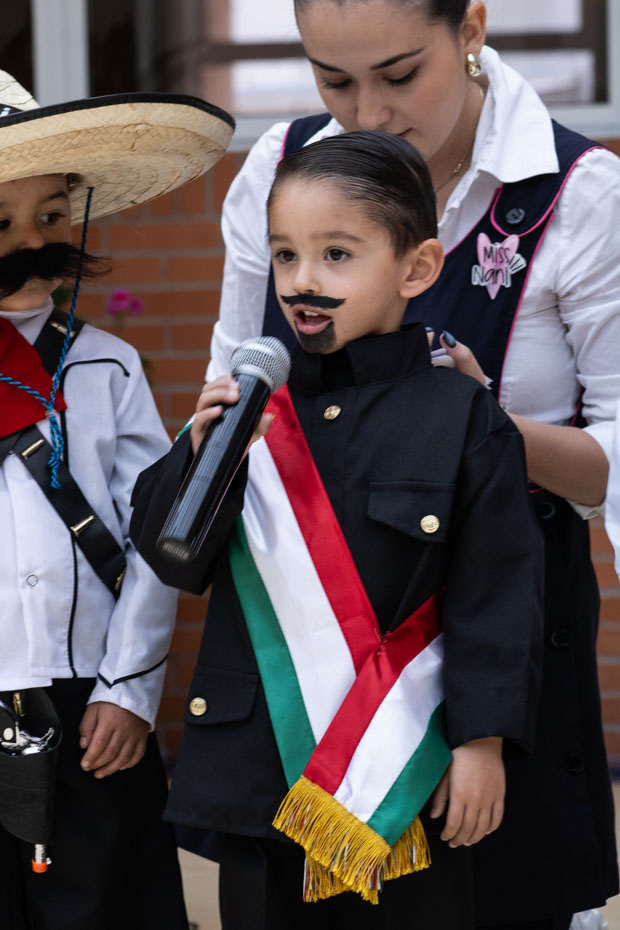 Ir a la Siguiente Foto