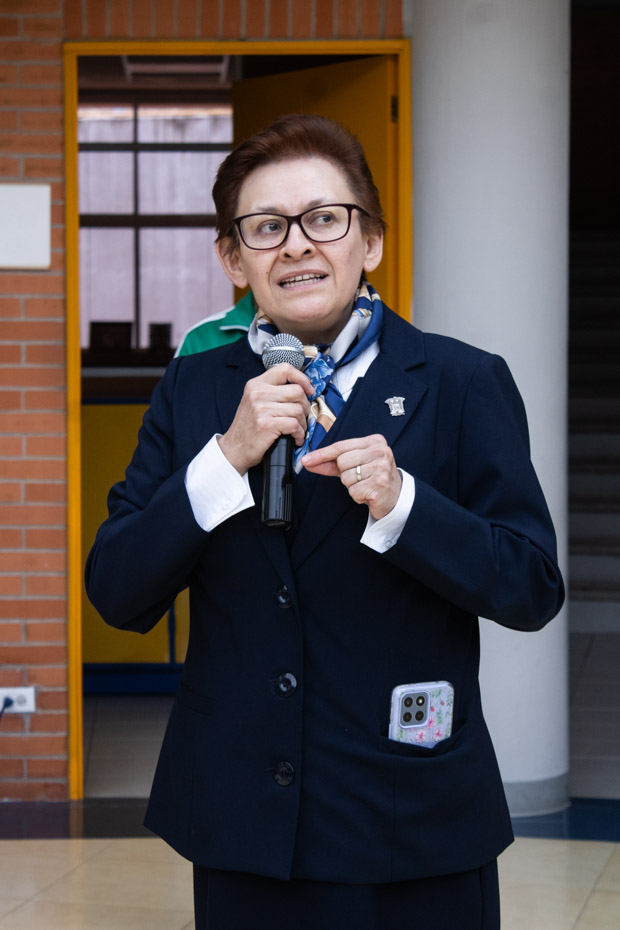 Ir a la Siguiente Foto