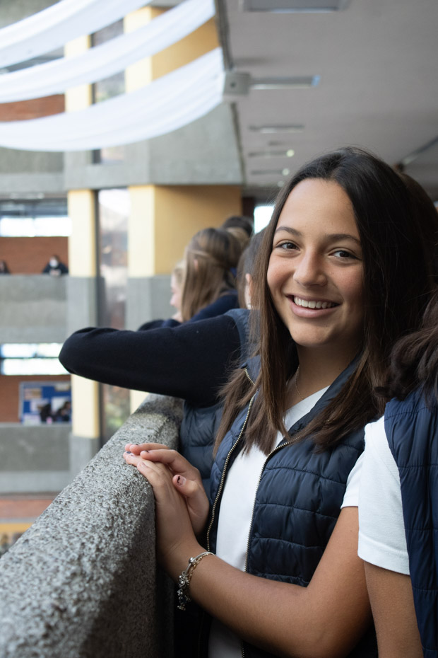 Ir a la Siguiente Foto