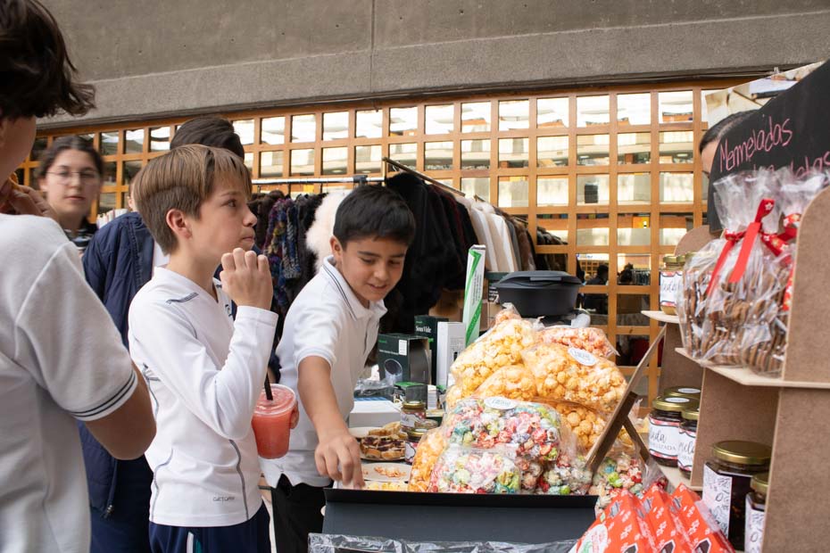 Ir a la Siguiente Foto