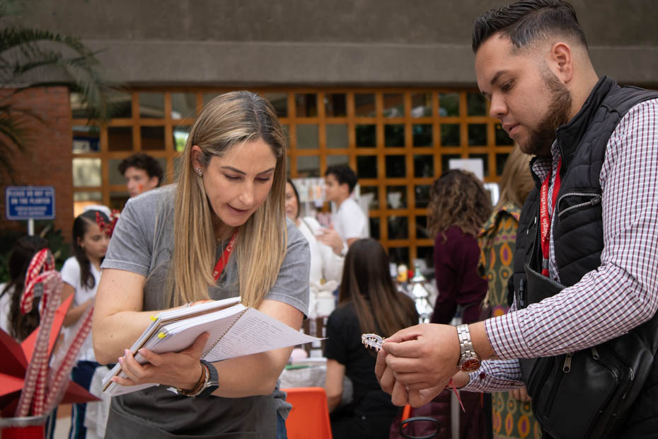 Ir a la Siguiente Foto