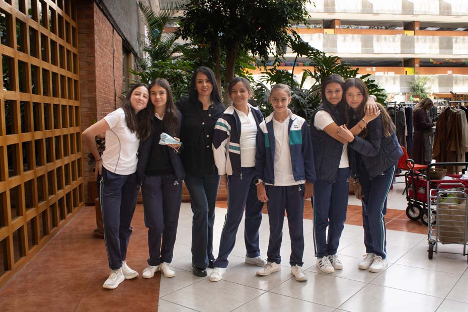 Ir a la Siguiente Foto