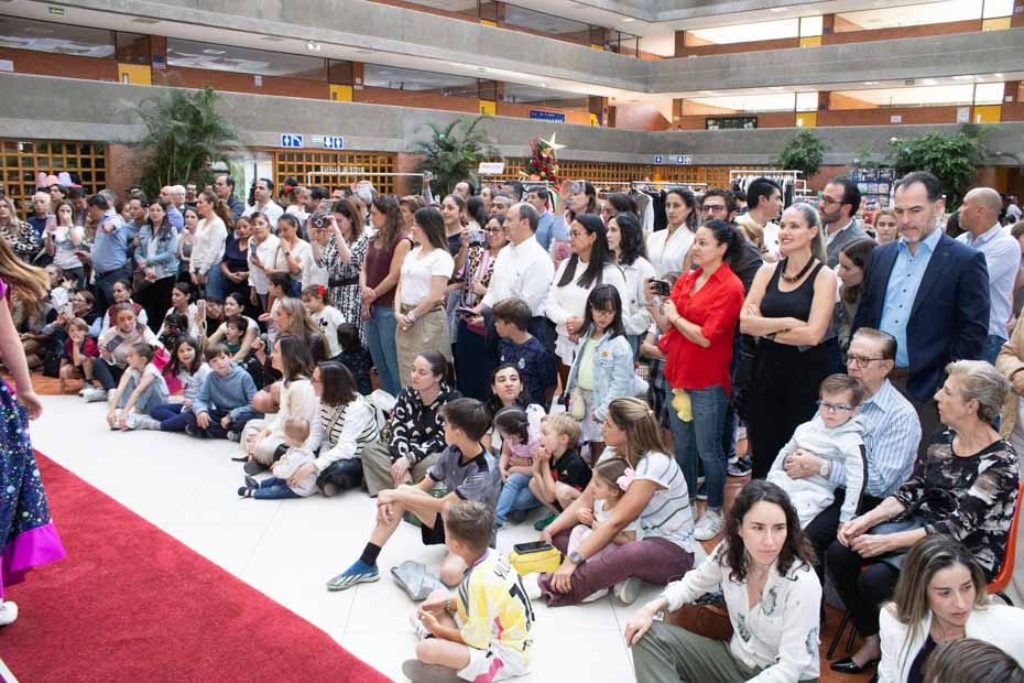 Ir a la Siguiente Foto