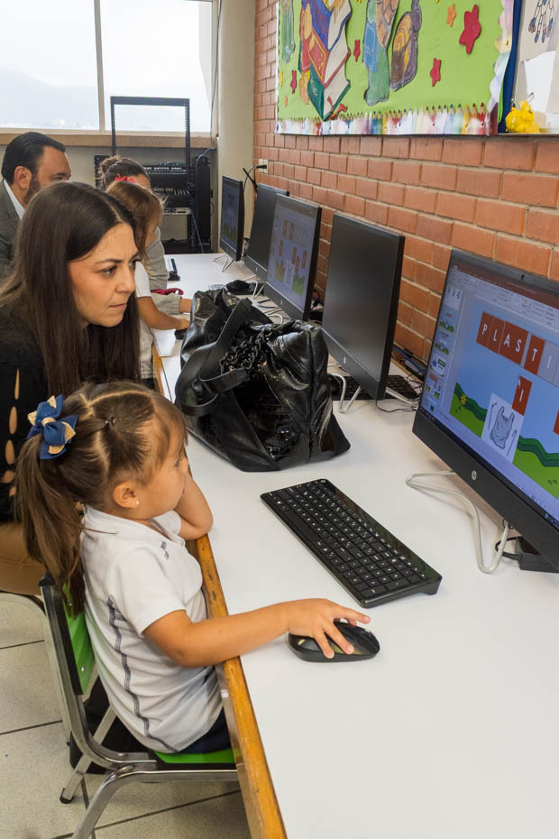 Ir a la Siguiente Foto