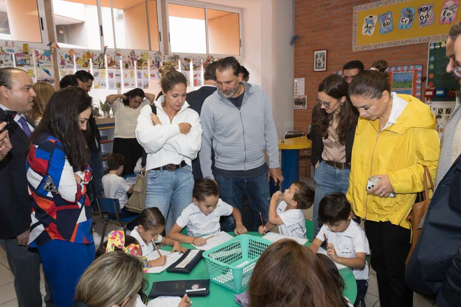 Ir a la Siguiente Foto