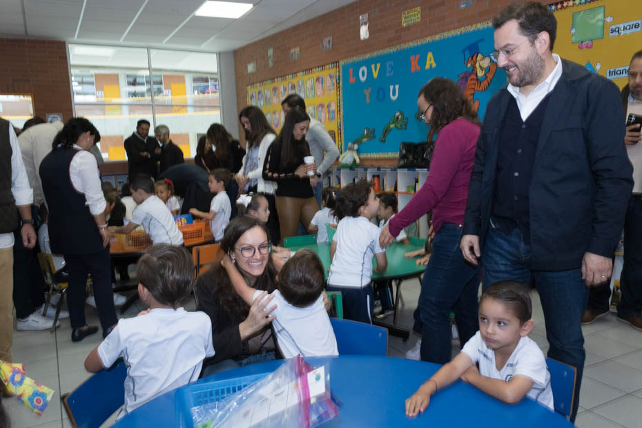 Ir a la Siguiente Foto