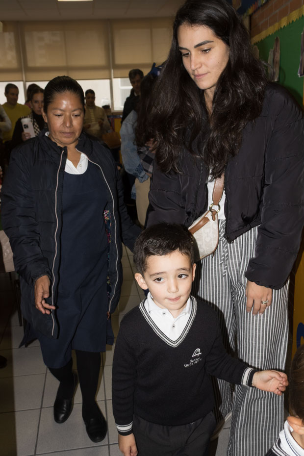 Ir a la Siguiente Foto