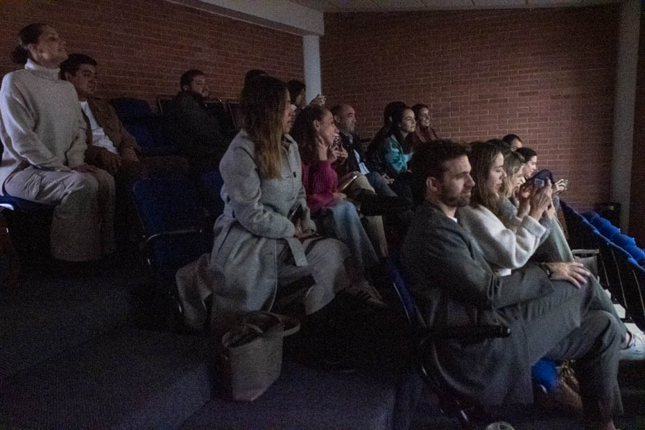 Ir a la Siguiente Foto