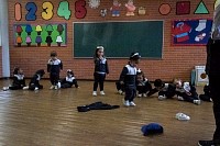 24062025clase_publica_preescolar_beginners49.jpg