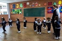 24062025clase_publica_preescolar_beginners80.jpg