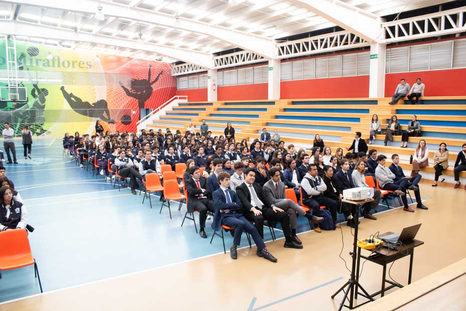 Ir a la Siguiente Foto