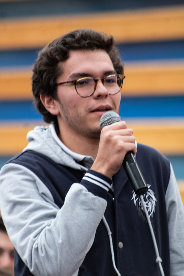 Ir a la Siguiente Foto
