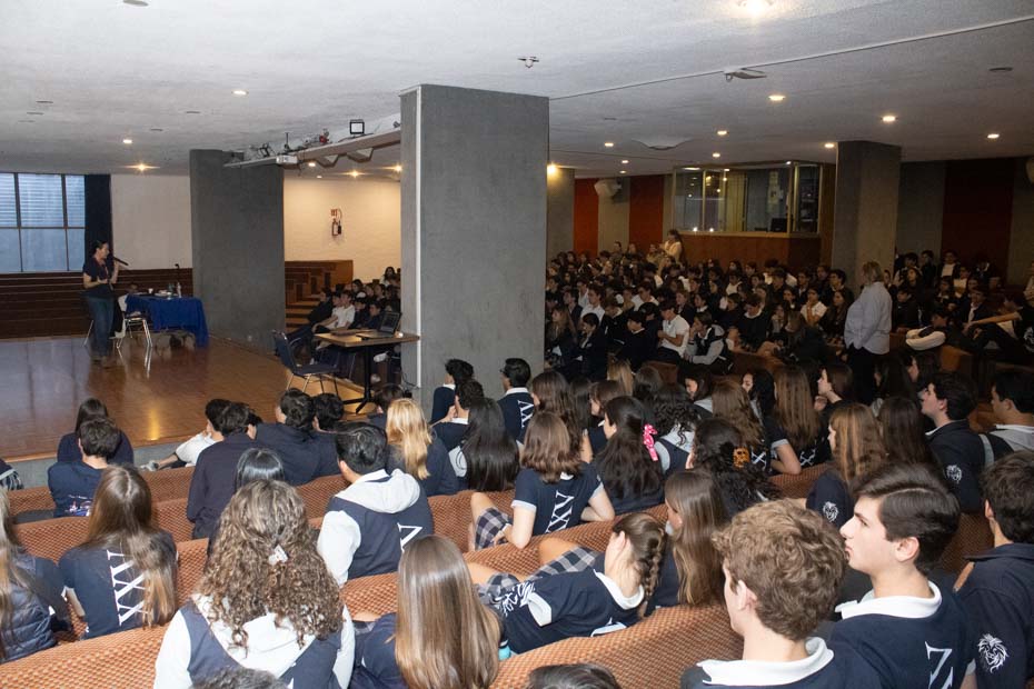 Ir a la Siguiente Foto