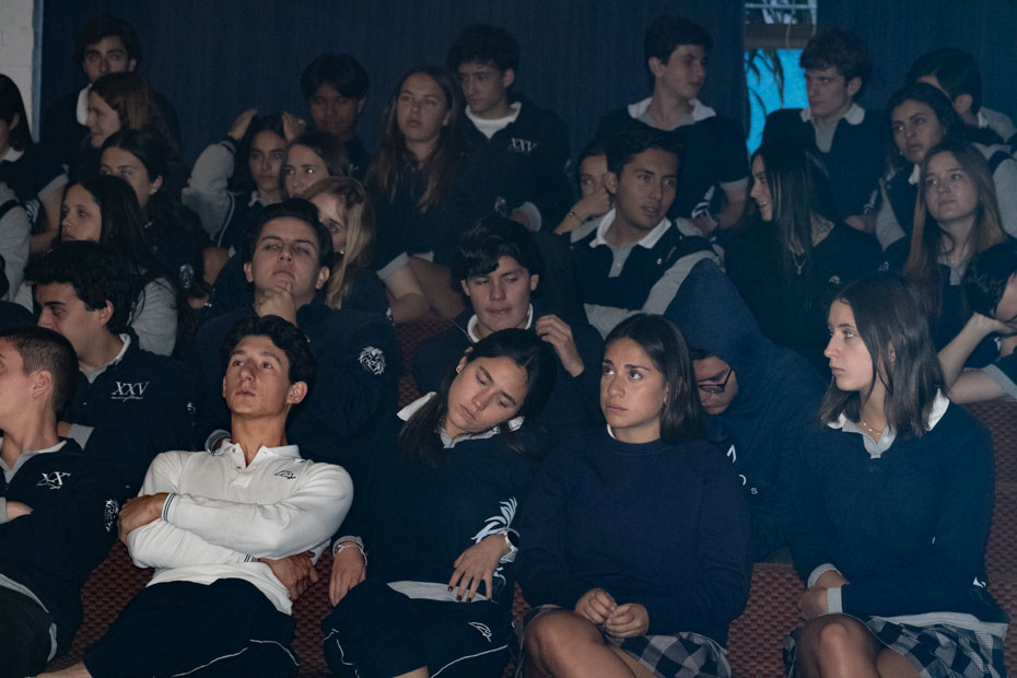 Ir a la Siguiente Foto
