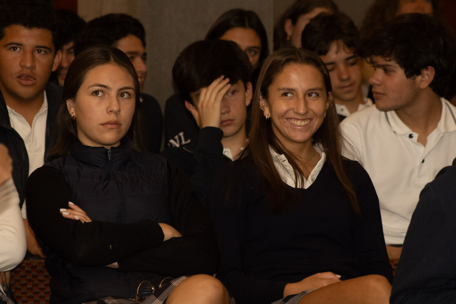 Ir a la Siguiente Foto
