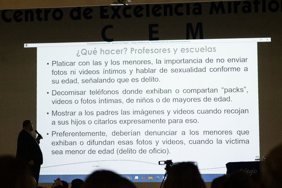 Ir a la Siguiente Foto