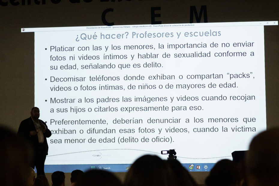Ir a la Siguiente Foto